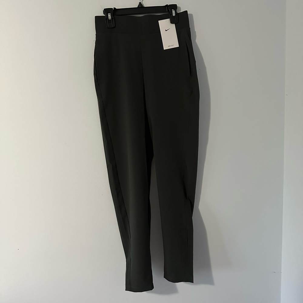 NEW NWT Nike Dri-FIT Mid-Rise Training Pants XS